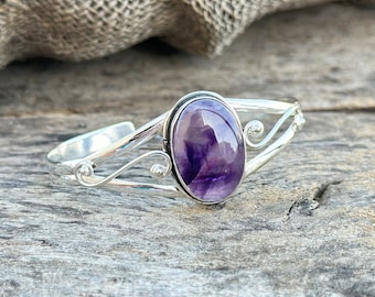 Star Amethyst Gemstone Bangle* Star Amethyst Bangle* 925 Sterling Silver Bangle* Oval Shape Bangle* Adjustable Bangle* Stylish Bangle*