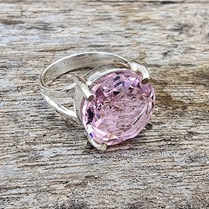 PIETRA PREZIOSA RARA RARA viola naturale taaffeite taglio cuore PIETRA PREZIOSA RARA RARA viola naturale taaffeite taglio cuore