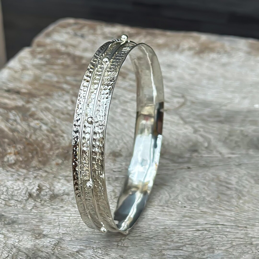 Handmade Hammered Sterling Silver Spinner Bangle: Stackable