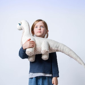 Bezauberndes kleines Dinosaurier-Plüschtier – Süßes Dino-Kuscheltier für Kinder – Handgemachtes weiches Dinosaurier-Spielzeug – Geschenk für Dino-Liebhaber