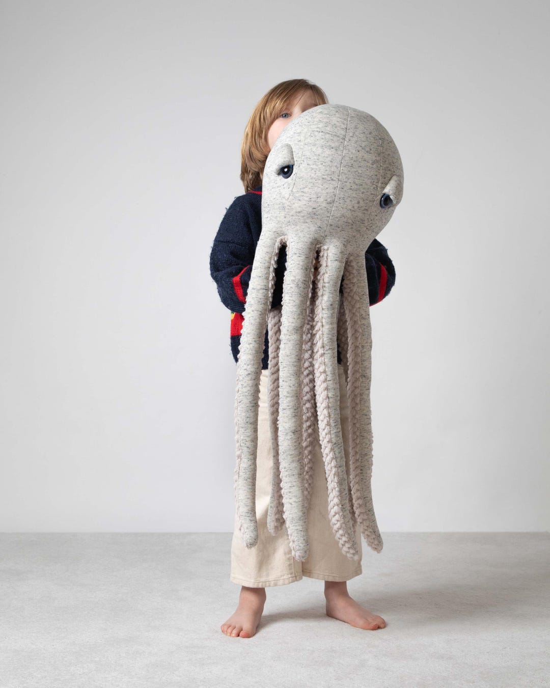Pulpo gigante de peluche hecho a Decoración infantil con