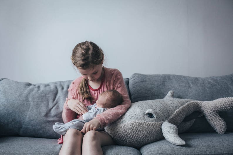 Animale di pezza grande balena Peluche gigante dell'oceano Peluche grande balena morbido e coccoloso Decorazione nautica per la cameretta dei bambini, camera dei bambini, regalo per il baby shower immagine 8