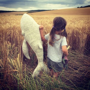 Animale di pezza grande balena Peluche gigante dell'oceano Peluche grande balena morbido e coccoloso Decorazione nautica per la cameretta dei bambini, camera dei bambini, regalo per il baby shower immagine 10