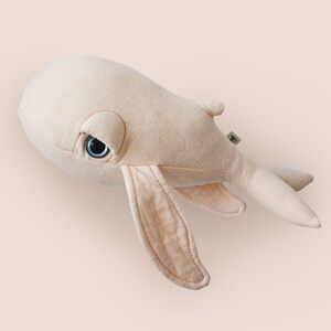mini lady whale main image 0