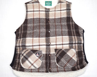 Vintage Canadian Lumber Jac Sherpa Vest Adult Medium Wool Blend Plaid Tartan Snap Front by Bell Shirt Made in Canada 80s