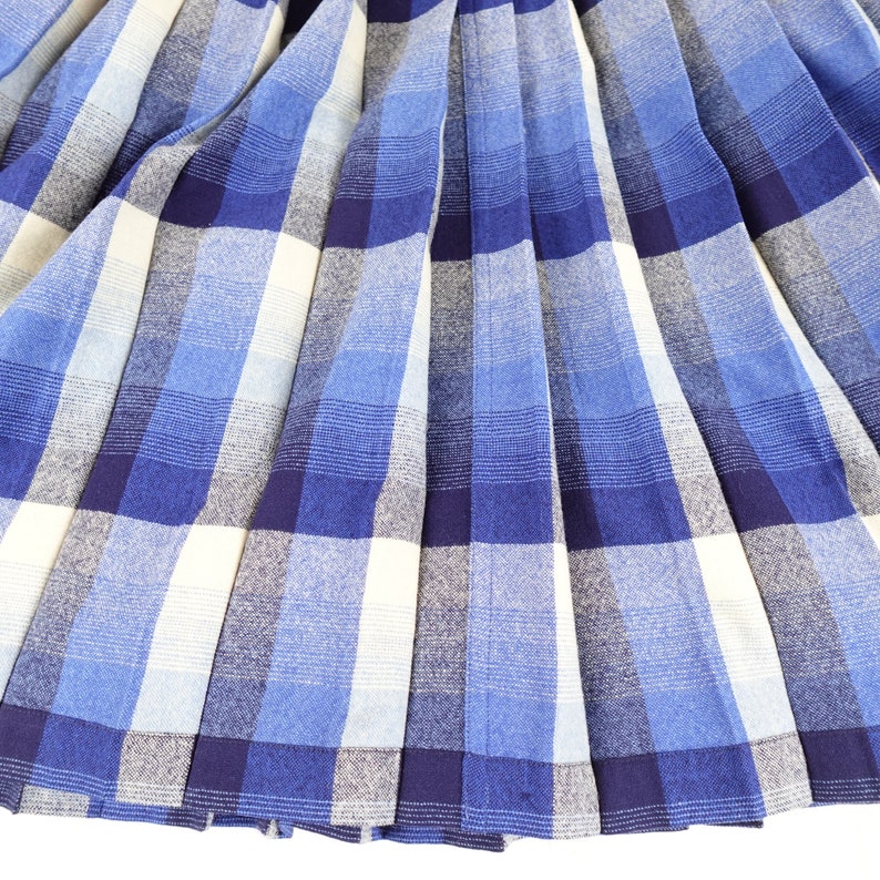 Vintage Sportrite Blue Pacific Reversible Wool Plaid Skirt, Women's Size 2, Shades of Blue High Waist image 5