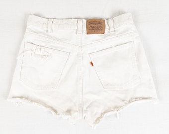 Vintage Levi's 619 White Distressed Cut Off Jean Shorts Women's 31" Waist High Rise 100% Cotton Denim Orange Tab Made in Canada 80s 90s