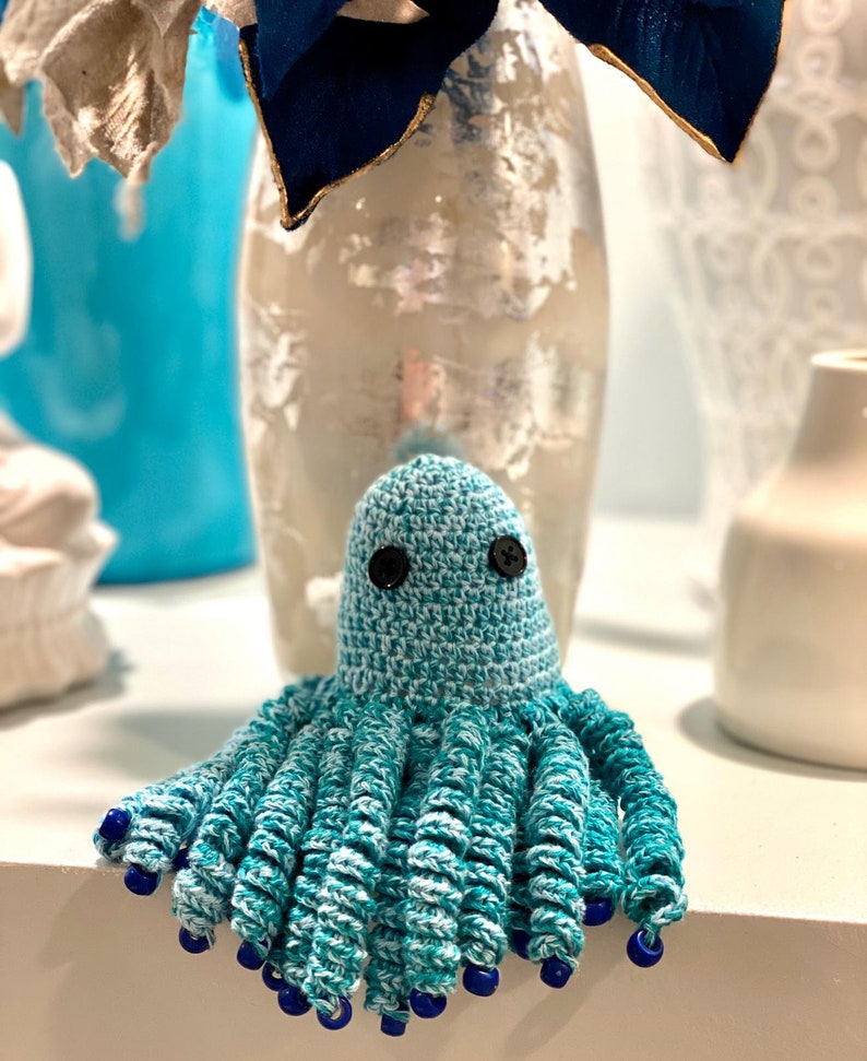 Octopus Thread Handmade Octopuses From 100% Colored Cotton Thread , Thin and ...