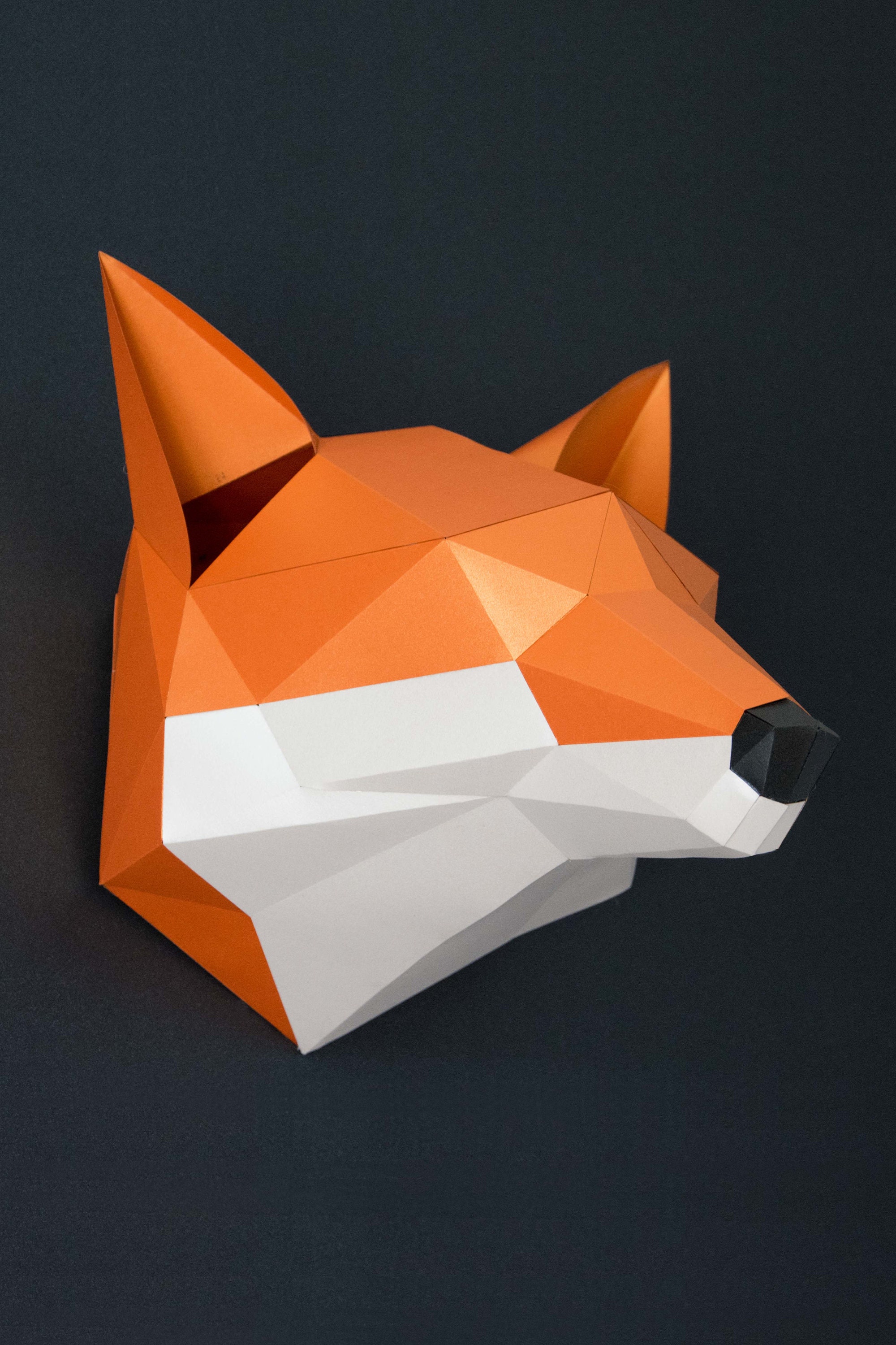 Papercraft fox sculpture. Printable 3d wall art. Low poly paper craft
