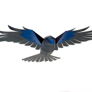 Escultura de cuervo, pájaro de papel 3D. Patrón SVG y PDF de cuervo de papel. Academia oscura, gótico, decoración de Halloween. imagen 9