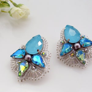 Blue Crystal Stud Earrings: Bead Embroidery, Swarovski Pearls