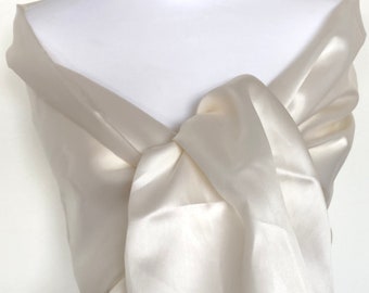 Estola nupcial de seda satinada color blanco roto - Estola para bodas y bautizos