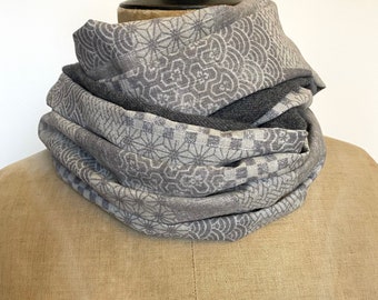 Tissus japonais gris, cotons laine, écharpe homme ou femme motifs seigaiha asanoha - snood ou écharpe hiver