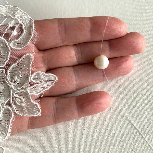 collier perle blanche - argent 925 - collier invisible fil nylon transparent - perle de culture nacrée de 8mm