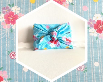 Furoshiki coton japonais imprimé Sakura rose fond turquoise