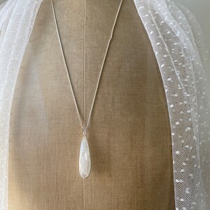 Sautoir collier en argent avec pendentif pierre de lune ovale cadeau femme image 2