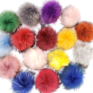 real raccoon fur Pom Pom, Pom Pom for hat, snap on Pom Pom, detachable pom poms, hat fur Pom Pom, removable pom poms, knit hat pompom
