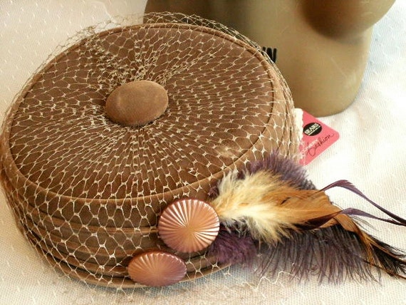 Vintage Ladies Hat * Velvet * Light Brown * Pillb… - image 4
