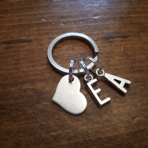Simple Small Lightweight Heart Keychain WithTwo Initial Charms - Couple's Key Chain