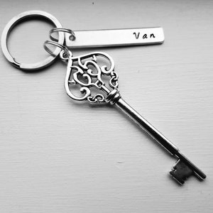 Skeleton Key Hand Stamped Keychain With Name - Personalized New House Gift - Realtor Gift Key Chain Custom - First Home - New Apartment