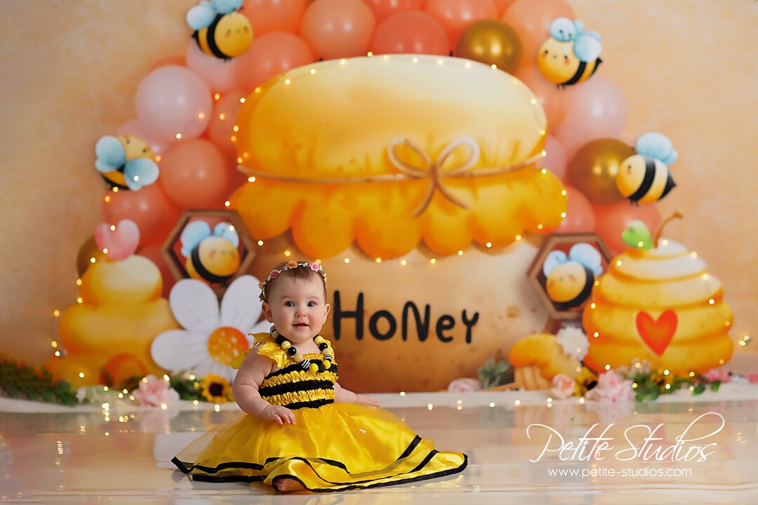 Sweet as Can Bee Backdrop Printed Photography Backdrop First Bee Day