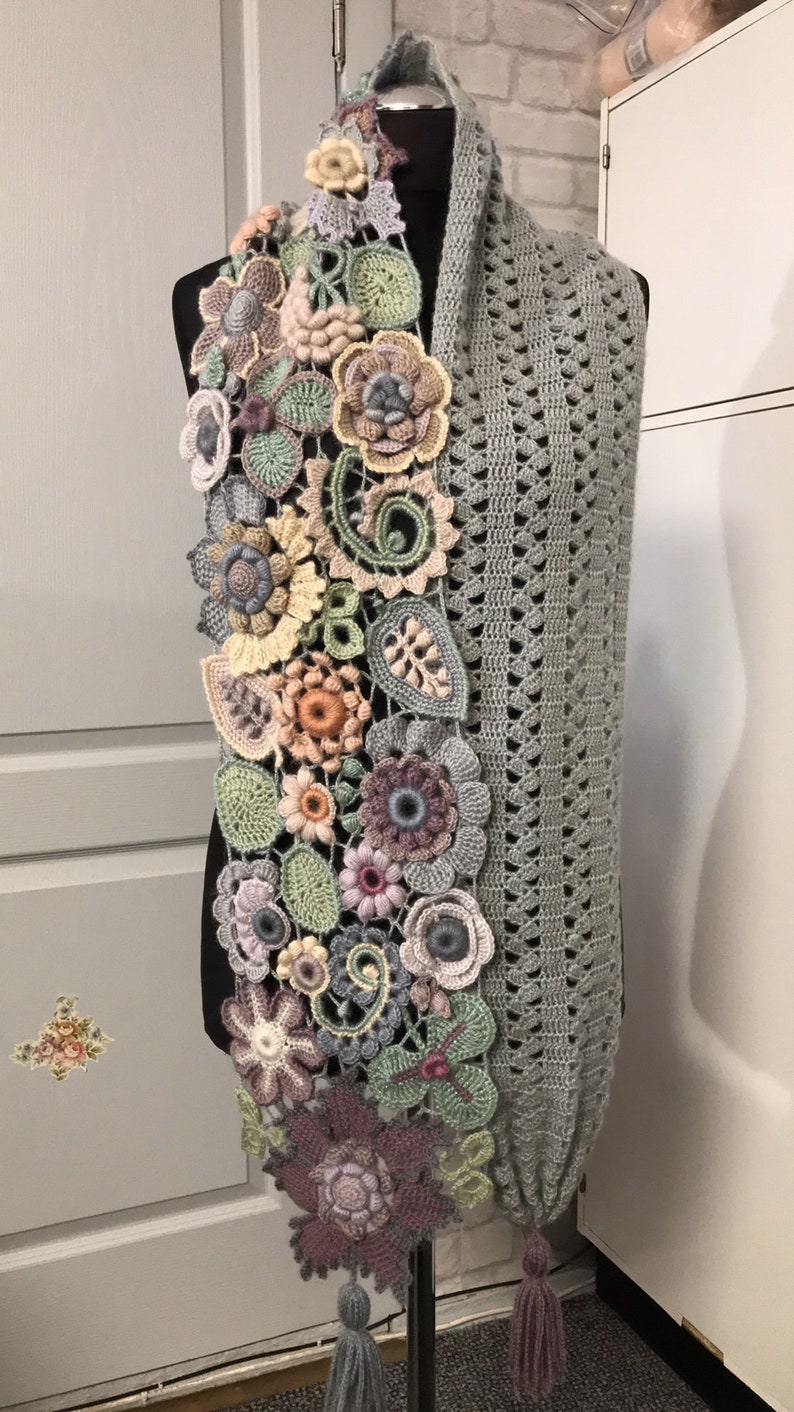 Gift for stylish mother gray scarf Irish crochet of Soft yarn image 3