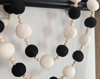 Black and white felt garland. 5ft