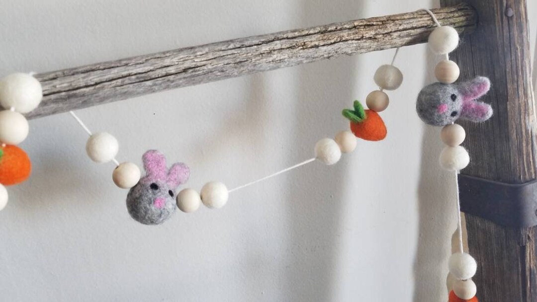 Easter Bunny Garland. Wood Bead Garland, Felt Ball Garland Decor ...