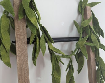 Vine Garland. Felt leaf garland. Felt vine garland. 6ft