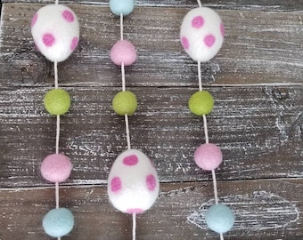 Felt Easter Garland: Pastel Egg & Ball Decor (5.5ft)