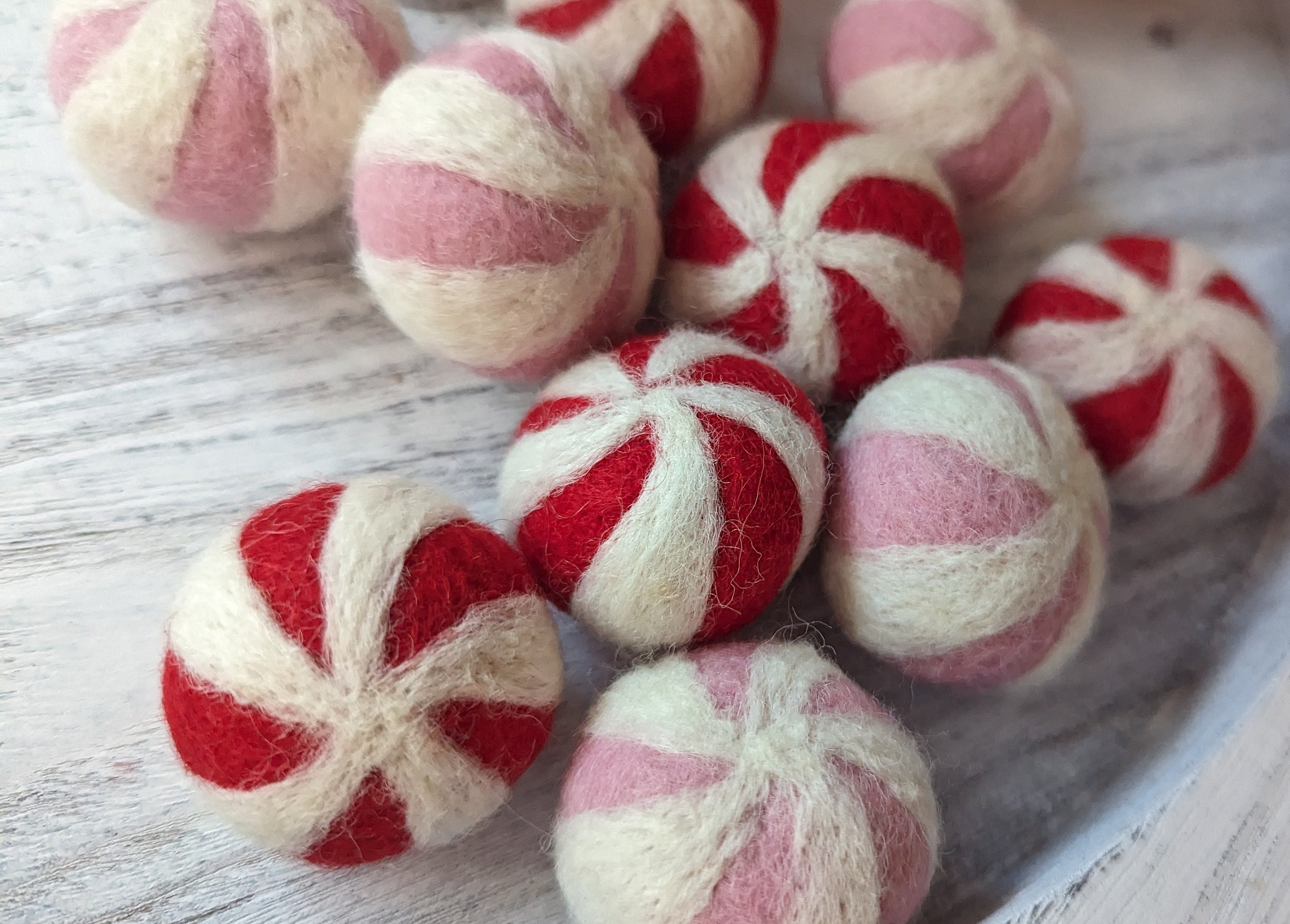 Kimberbell, Sugar Plum Jubilee Wool Felt Balls (KDKB1214)