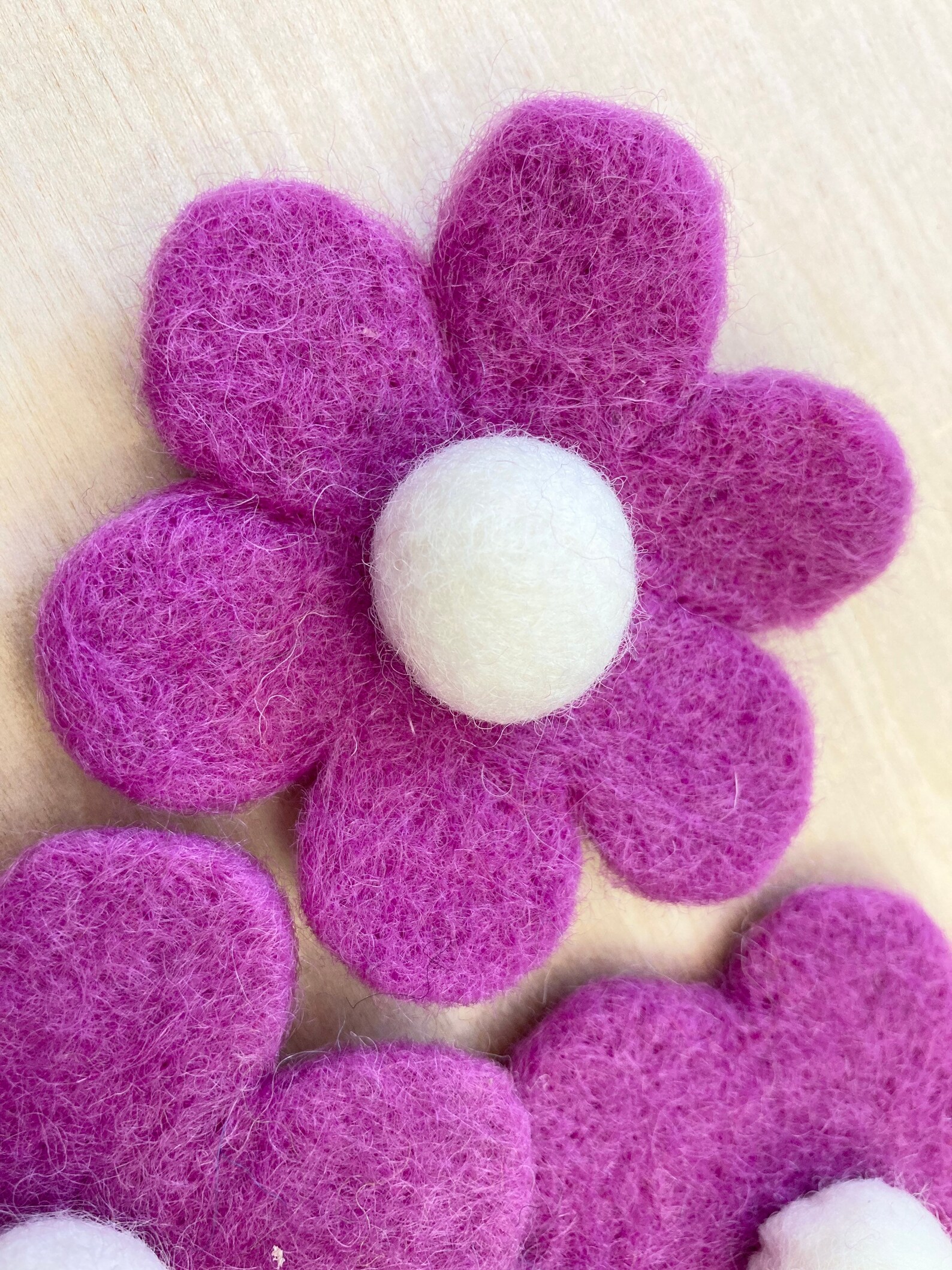 Felt Flower. Felt Daisy. Felt Craft. Flower Accessories. 6 Etsy