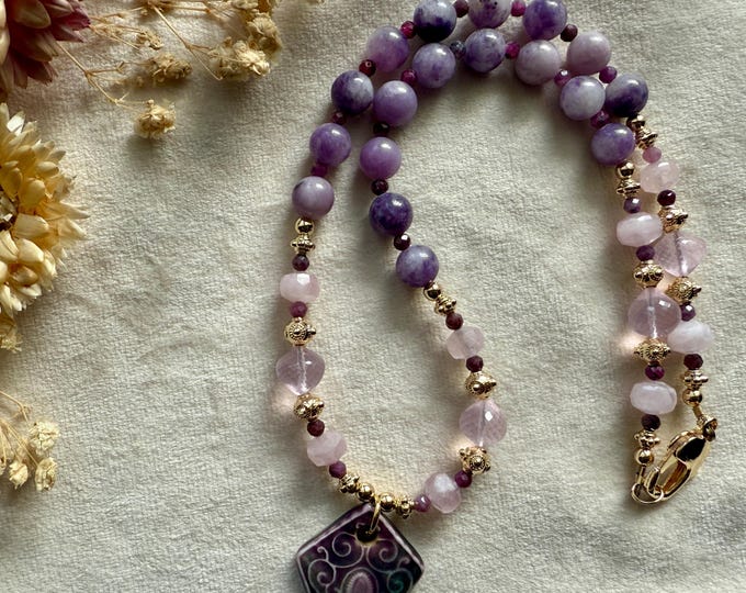 Boho Semi-precious Gemstone Pendant Necklace - Lepediolite