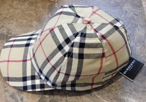 burberry hat size
