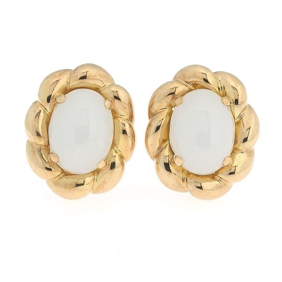White Jade Cabochon 18K Yellow Gold Vintage T.S.Li