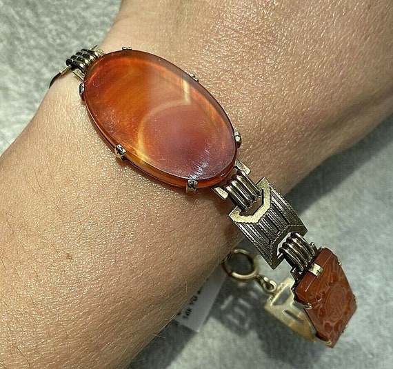 Art Deco 14K Yellow Gold Carved Orange Agate Stat… - image 1