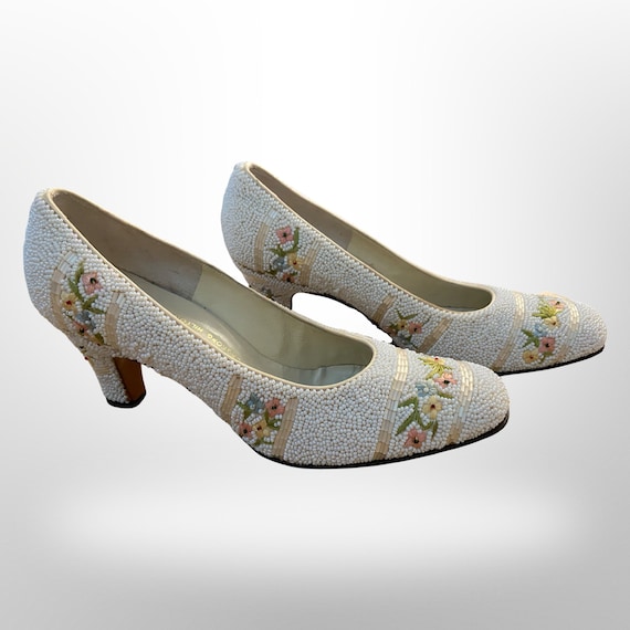 1960s HANDBEADED SHOES Hong Kong Hilton Gem