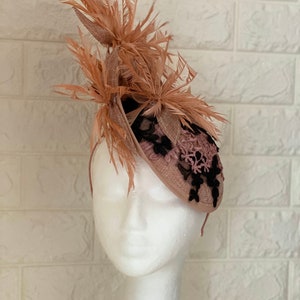 Dusty Pink Hat, Fascinator Hat, Sinamay Fascinator, Sinimay Hat, Lace Fascinator, Wedding Hat, Dusty Pink Cocktail Hat, Melbourne Cup Hat