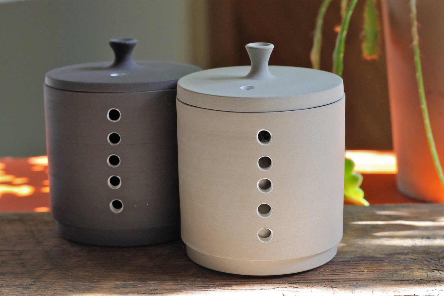 Garlic pot ceramic garlic keeper minimalist garlic pot Etsy