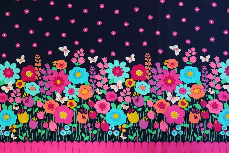 Tiny floral Printed 100 /% Cotton Fabric Sewing Crafts F//Q 1//2 /& metre pieces