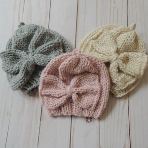 Knit Beanie with Bow, Luv Beanies, Knit baby hats, Knit hats for girls, Baby hats, Girl hats, Knit hats, Photo props, Kid hats