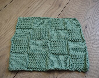 Knitted dish cloth / wash cloth / cotton / Mint / Handmade / hand towel / Reusable / Cleaning Supplies / Ready to Ship