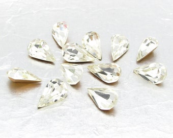 Vintage 13x7.8mm Pearshapes