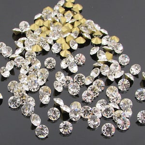 Pointed Back Foiled Rhinestones