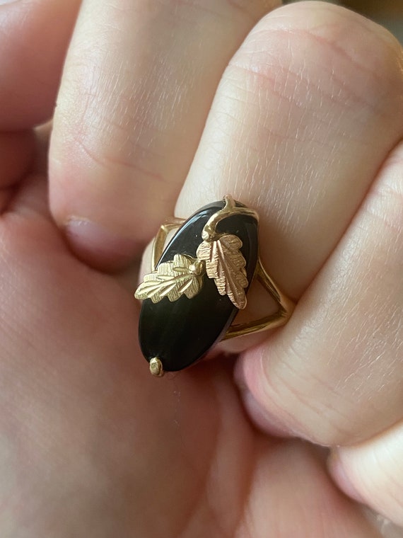 Oval Black Onyx Leaf Ring 10K Yellow Gold Band Si… - image 4