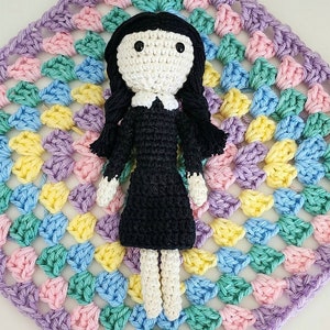 9&quot; Poseable Crochet Wednesday Doll - Amigurumi Wednesday Doll, Poseable Crochet Doll, Wednesday Addams Plushie, Cotton Crochet Plushie