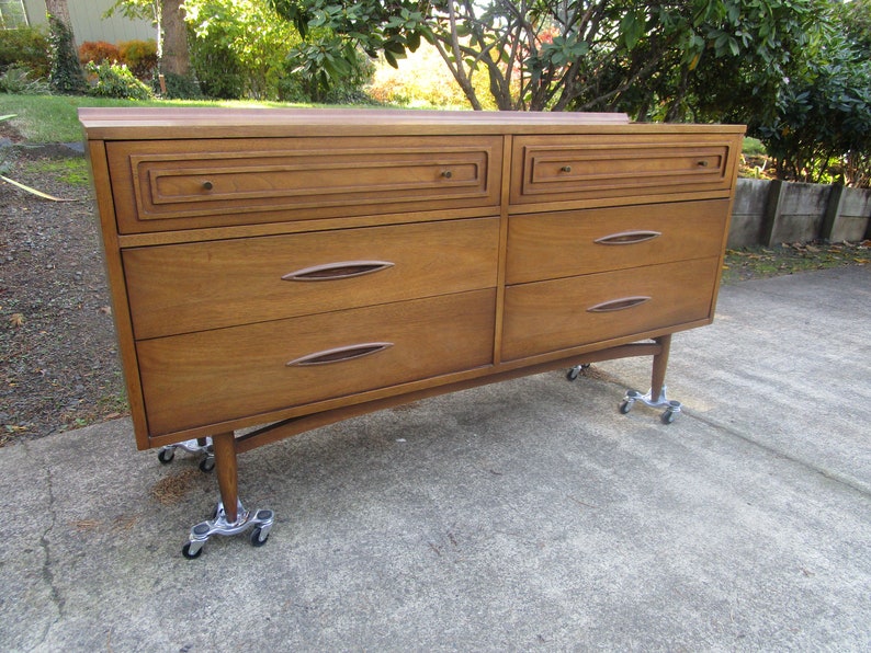 Mid Century Broyhill Sculptra Dresser Credenza Etsy