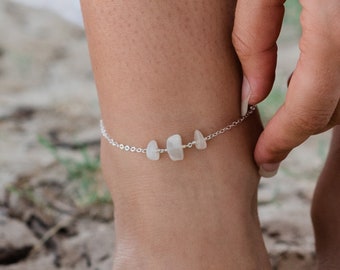 White moonstone beaded chain anklet in gold, silver, bronze or rose gold. 8" chain with 2" extender. June birthstone anklet.