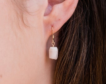 Raw pink Peruvian opal crystal dangle drop earrings in gold, silver, bronze, or rose gold - Rough gemstone October birthstone earrings