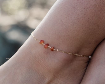 Carnelian beaded anklet. Carnelian anklet. Orange rosary anklet. Red crystal anklet. Bead anklet. Summer anklet in gold, silver or bronze.
